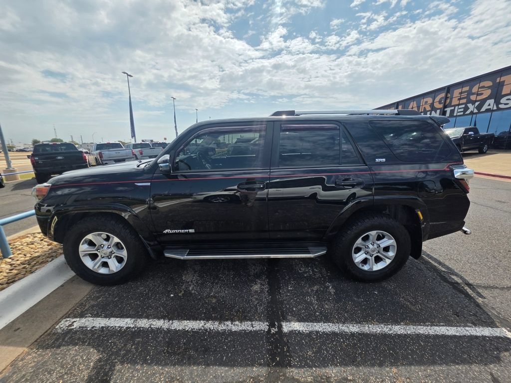 Used 2019 Toyota 4Runner SR5 RWD image 4