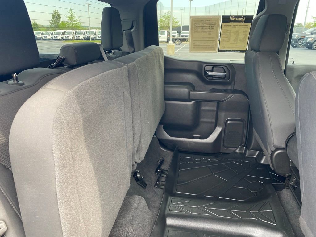 Used 2020 Chevrolet Silverado 1500 Custom w/ Custom Value Package image 27