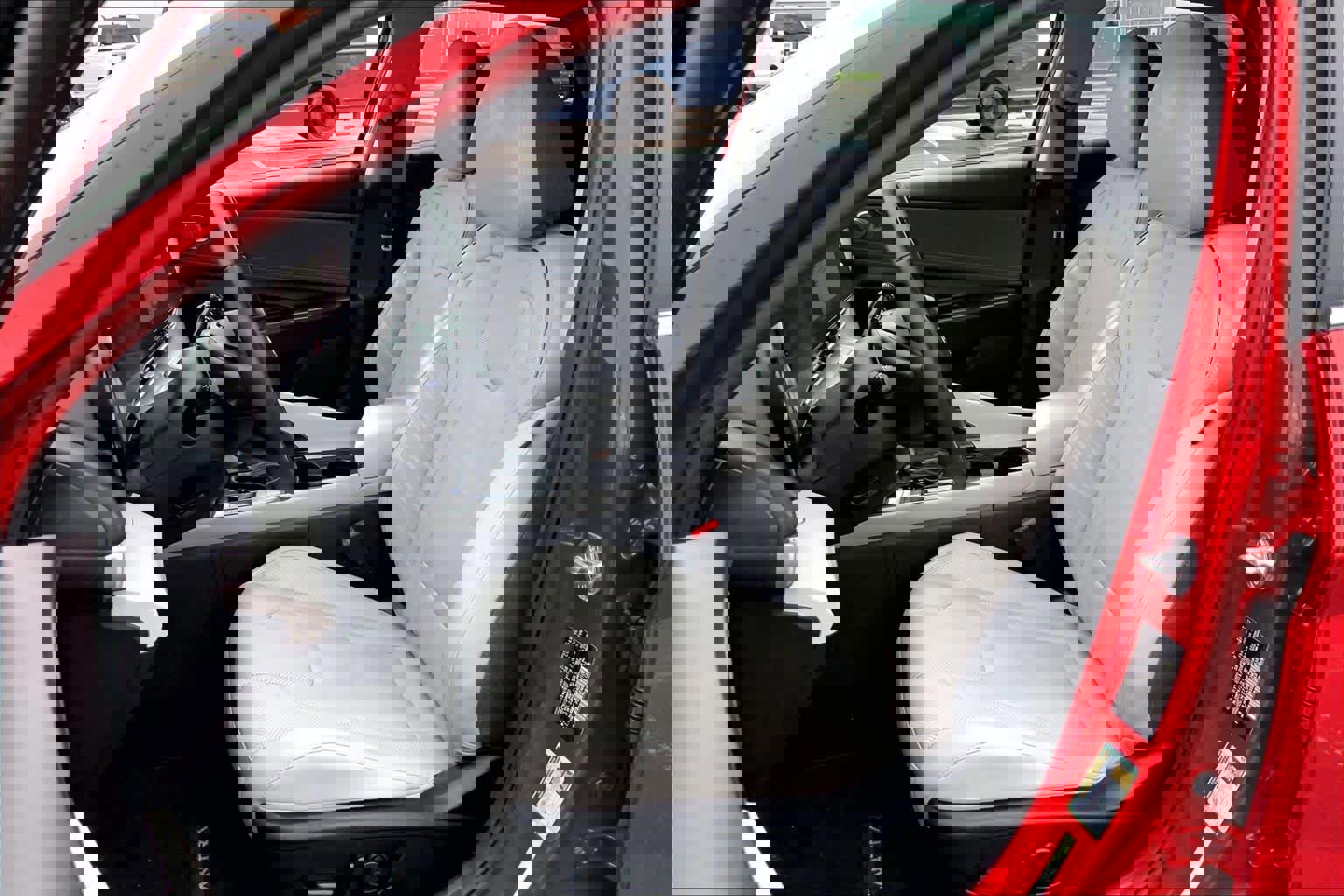 Used 2021 Hyundai Elantra Limited image 10