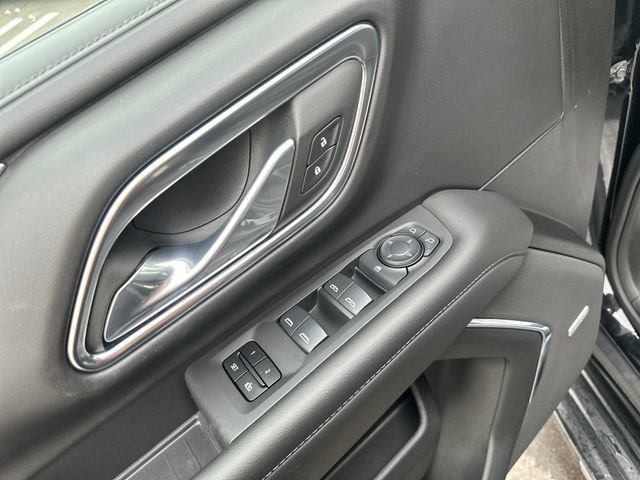 Used 2024 Chevrolet Suburban LT AWD/4WD image 25