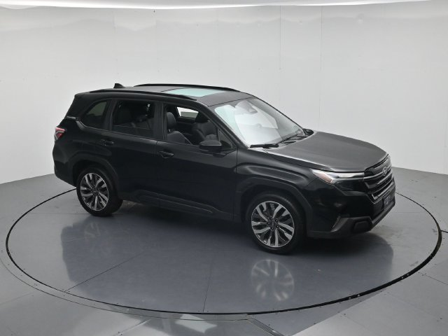 Used 2025 Subaru Forester Touring AWD/4WD image 35