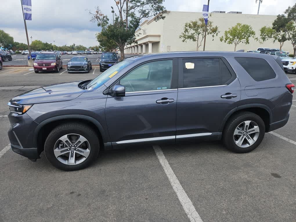 Used 2024 Honda Pilot EX-L image 4