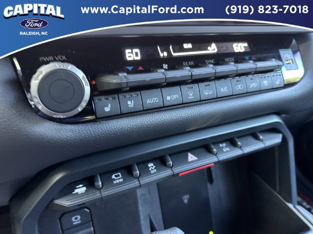 Used 2025 Toyota Sequoia TRD Pro AWD/4WD image 30