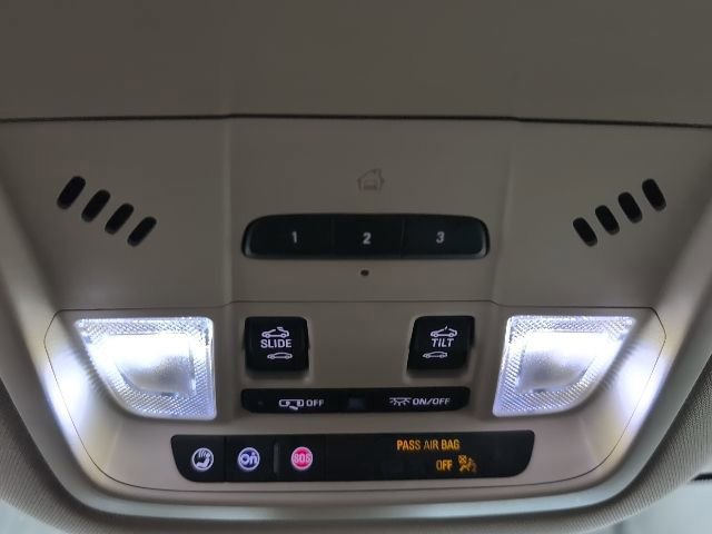 Used 2021 Buick Enclave Premium image 29