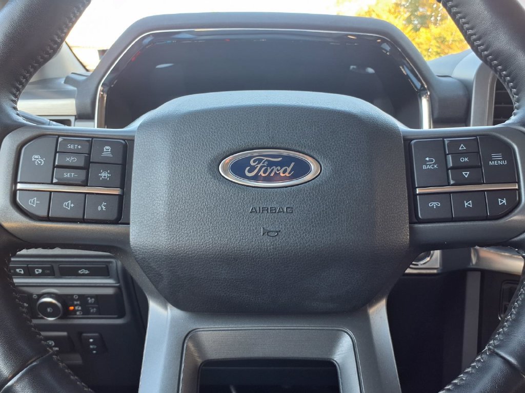 Certified 2022 Ford F150 Lariat w/ Equipment Group 502A High AWD/4WD image 31