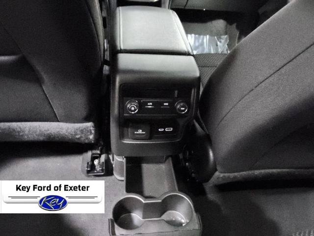Used 2022 GMC Acadia SLE w/ Driver Convenience Package AWD/4WD image 24