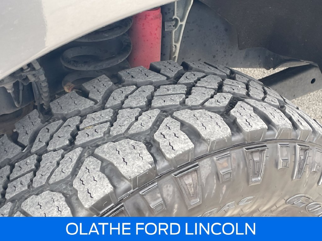 Certified 2022 Ford F250 Platinum w/ Tremor Off-Road Package AWD/4WD image 14