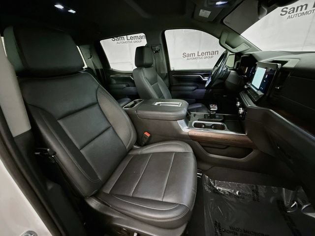 Used 2022 GMC Sierra 1500 SLT w/ SLT Premium Package AWD/4WD image 29