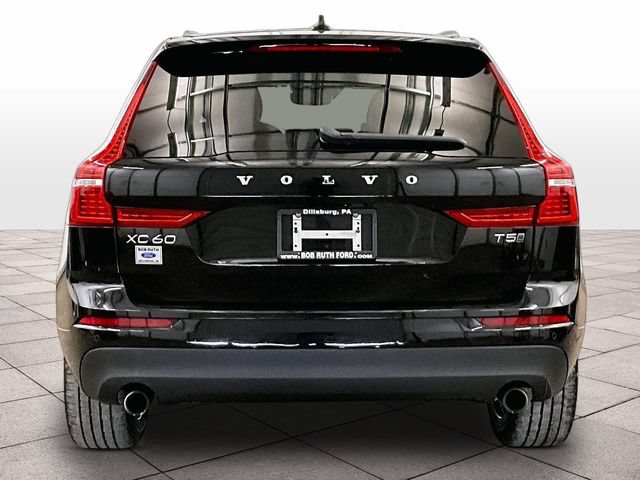 Used 2021 Volvo XC60 T5 Momentum w/ Premium Package AWD/4WD image 4
