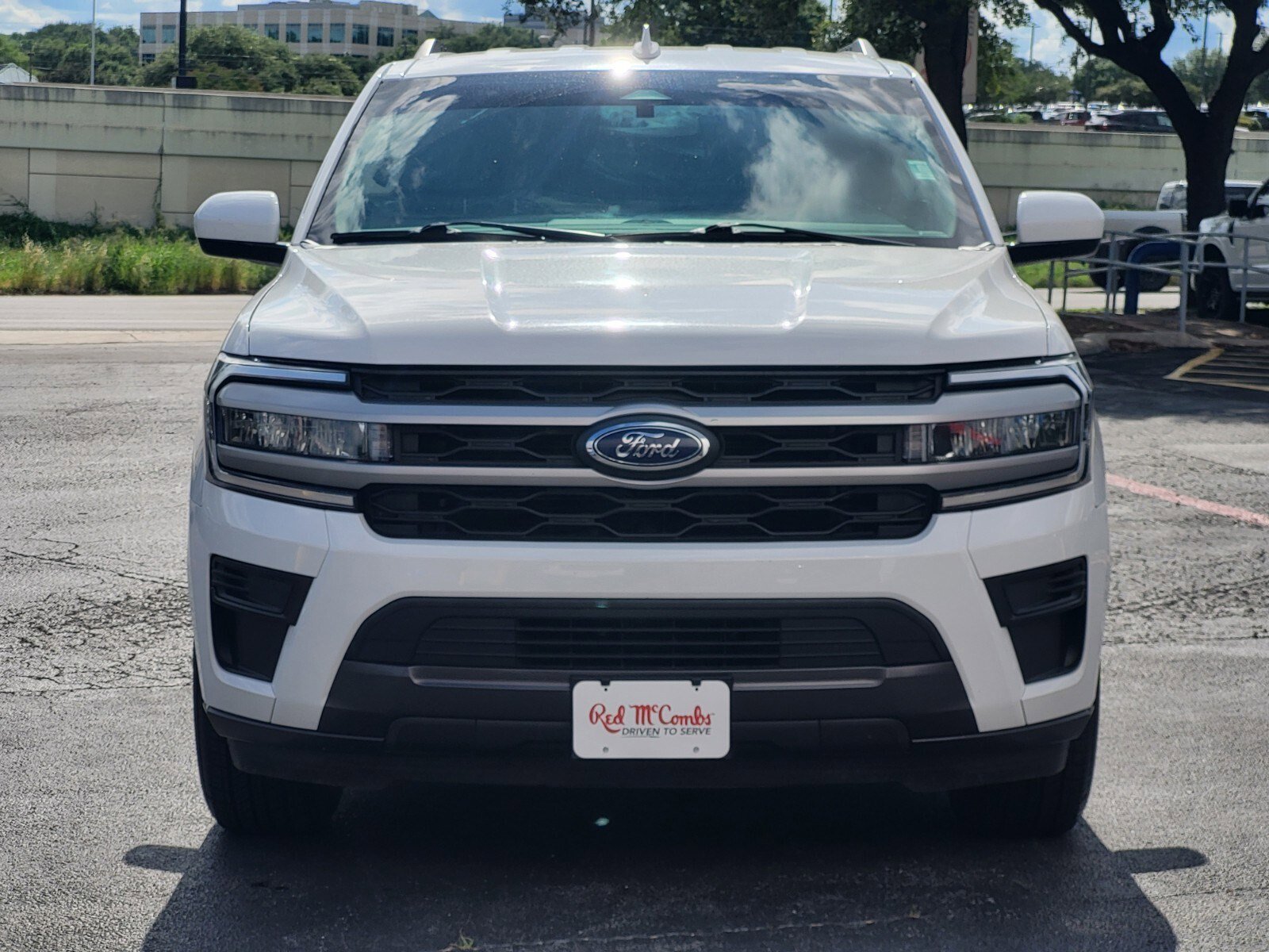 Certified 2023 Ford Expedition XLT RWD image 9