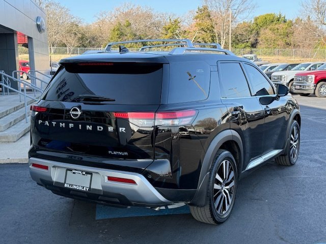 Used 2023 Nissan Pathfinder Platinum image 4