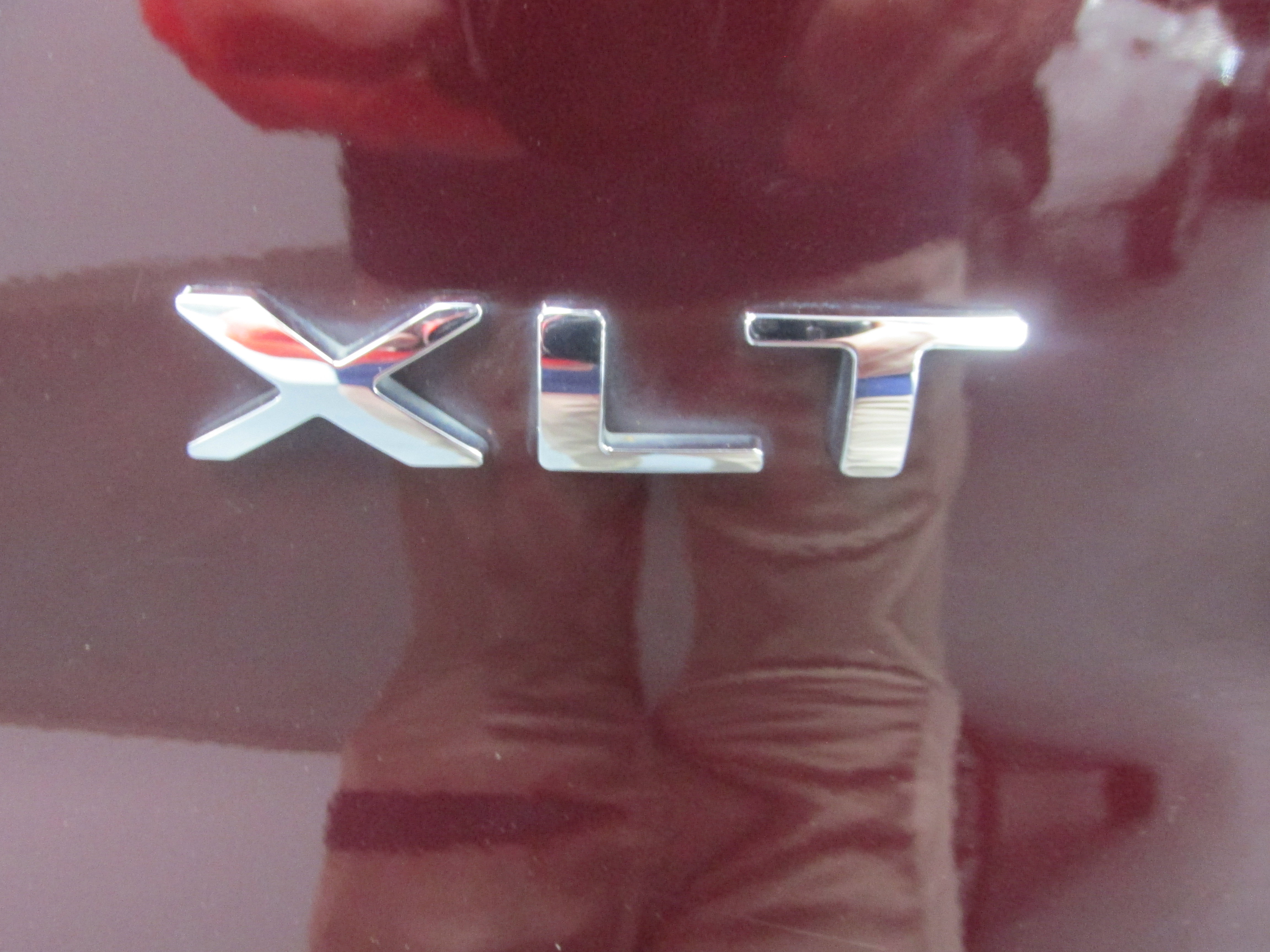 Certified 2019 Ford Explorer XLT w/ Equipment Group 202A image 21