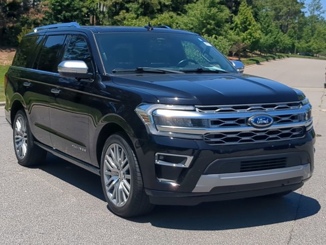 Certified 2022 Ford Expedition Platinum RWD image 2