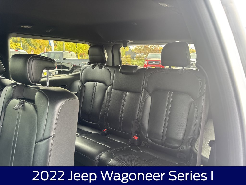 Used 2022 Jeep Wagoneer Series I AWD/4WD image 16