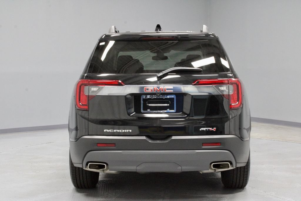 Used 2023 GMC Acadia AT4 w/ Technology Package AWD/4WD image 12