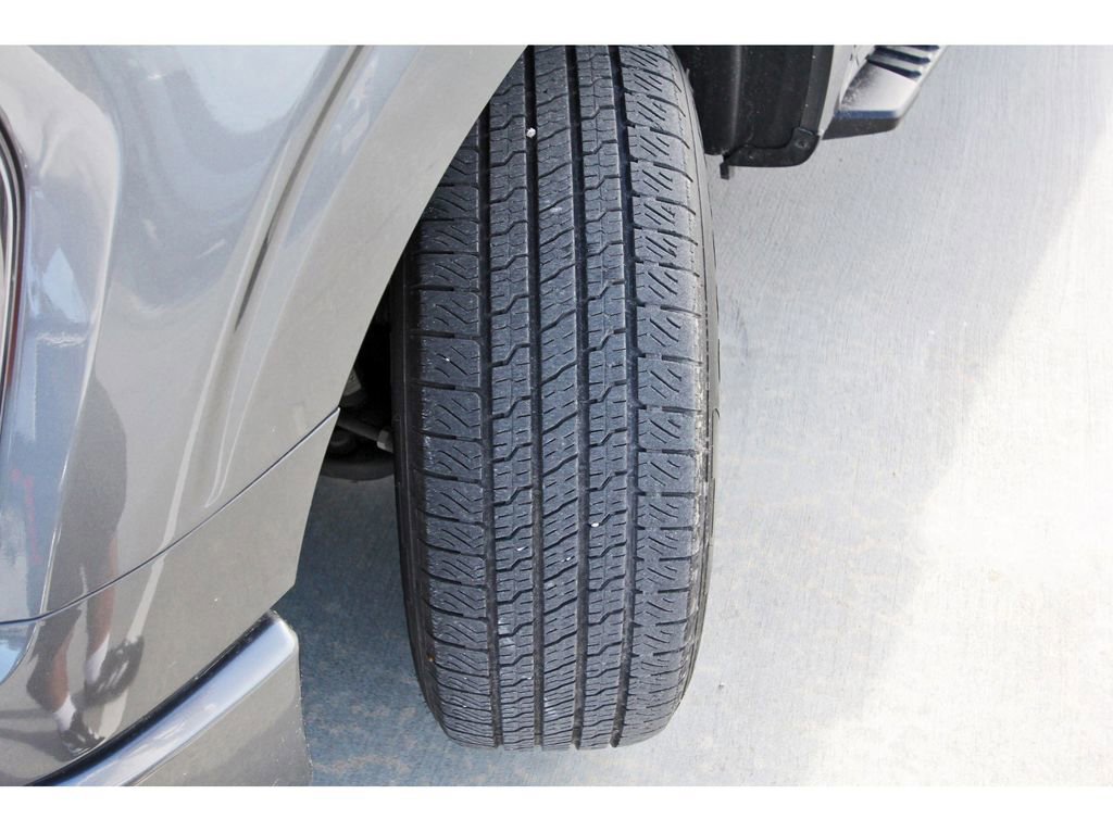 Certified 2022 Ford F150 XL w/ STX Appearance Package image 31