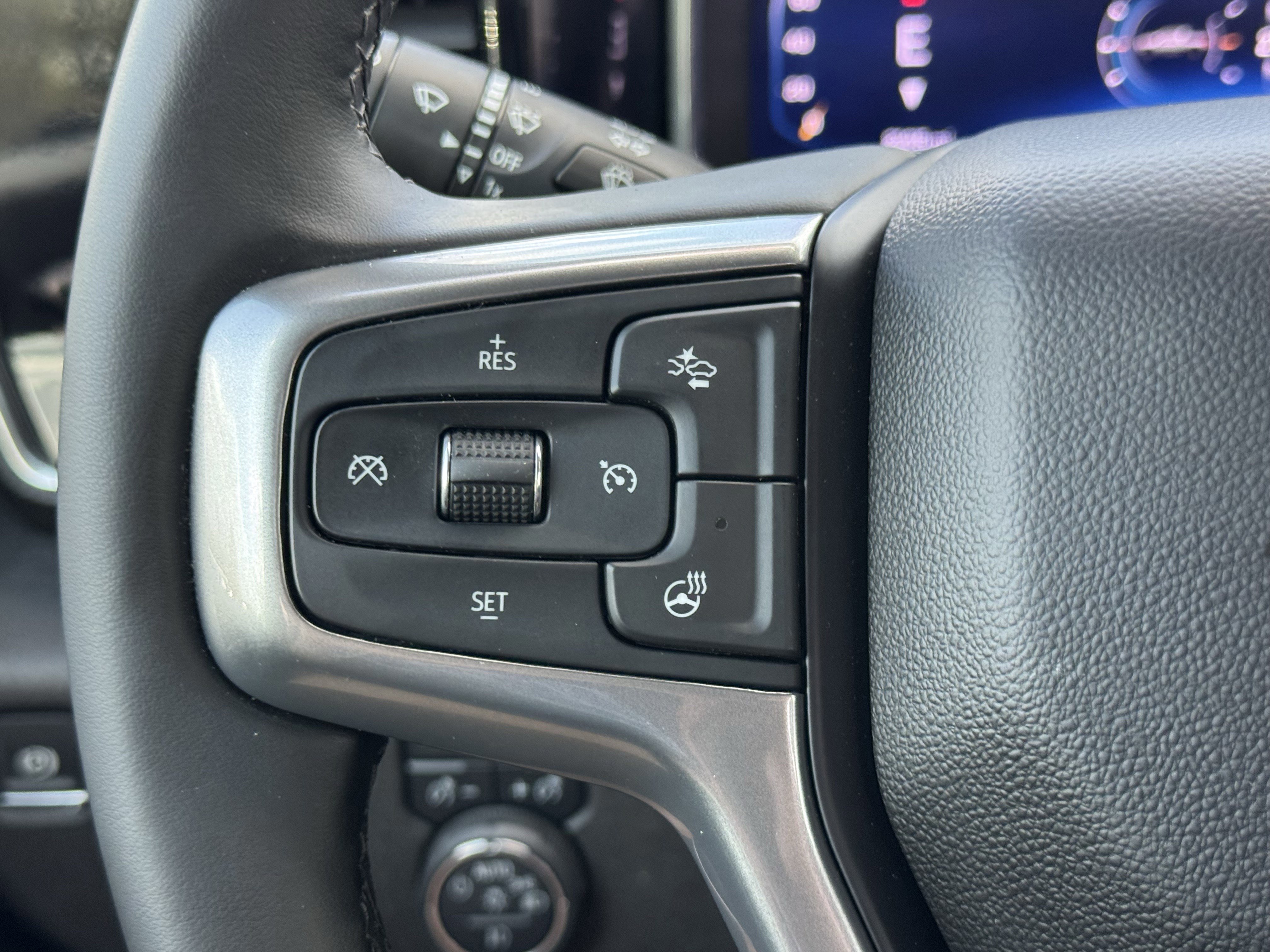 Used 2025 Chevrolet Silverado 2500 LTZ image 16