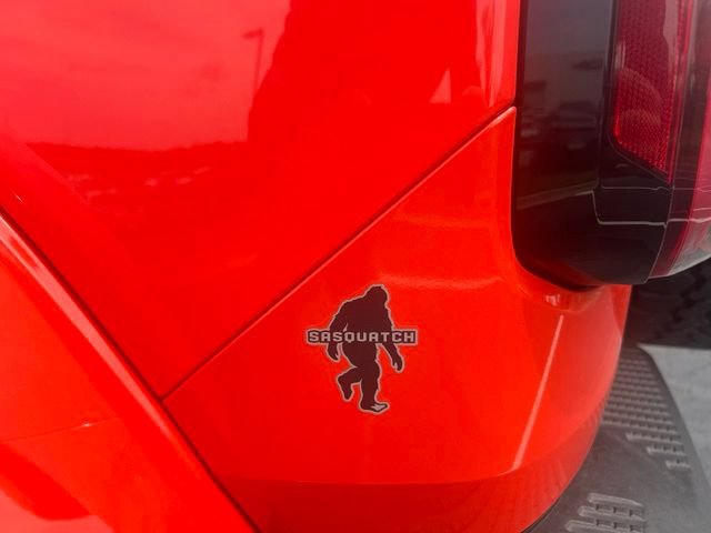 Certified 2025 Ford Bronco Stroppe Edition AWD/4WD image 21