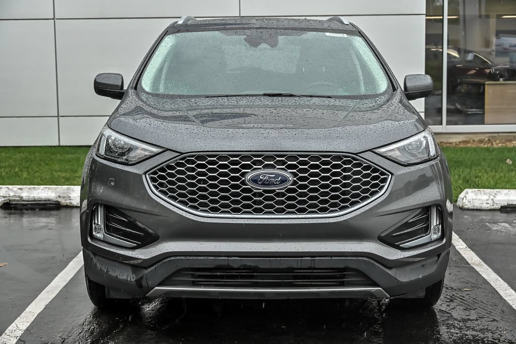 Certified 2024 Ford Edge SEL w/ Convenience Package AWD/4WD image 4
