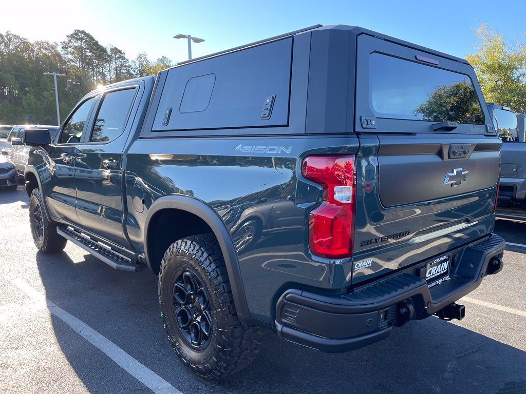 Used 2025 Chevrolet Silverado 1500 ZR2 w/ ZR2 Bison Edition AWD/4WD image 5
