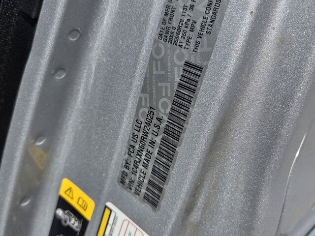 Used 2024 Jeep Wrangler Unlimited AWD/4WD image 19