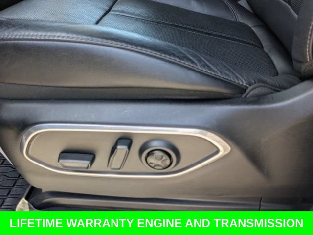 Used 2024 Jeep Wagoneer L Series II w/ Flexible Seating Group RWD image 22