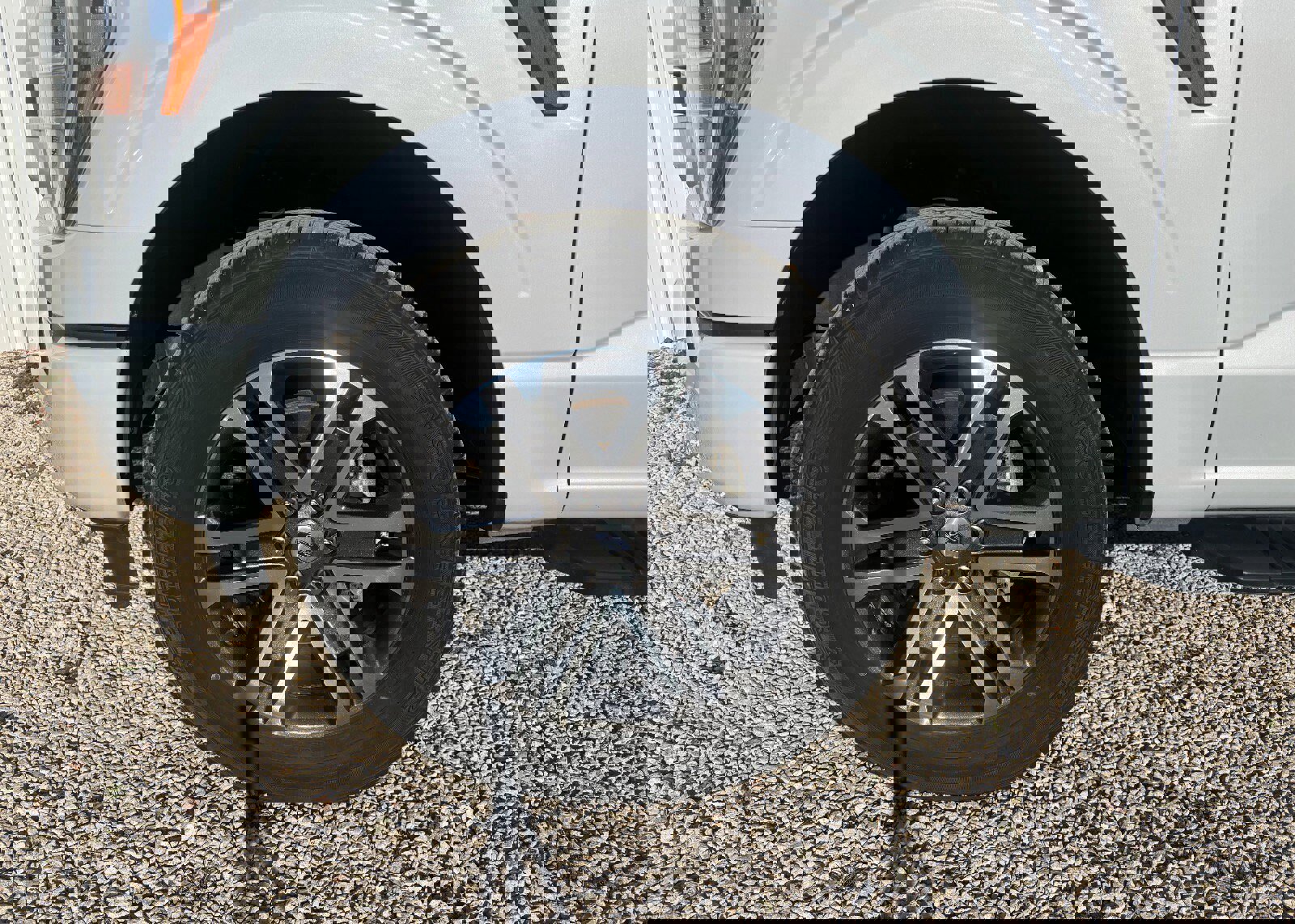 Certified 2022 Ford F150 XL w/ STX Appearance Package image 13