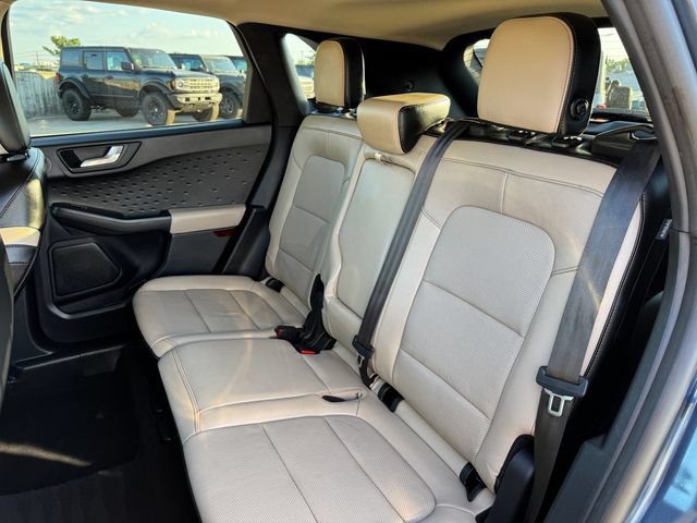Certified 2020 Ford Escape Titanium w/ Titanium Premium Package 2.0 AWD/4WD image 16