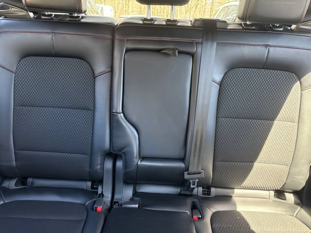 Certified 2025 Ford Escape ST-Line Select AWD/4WD image 22