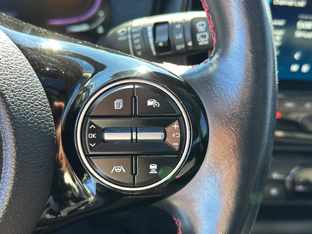 Used 2023 Kia Soul GT-Line w/ GT-Line Technology Package FWD image 26
