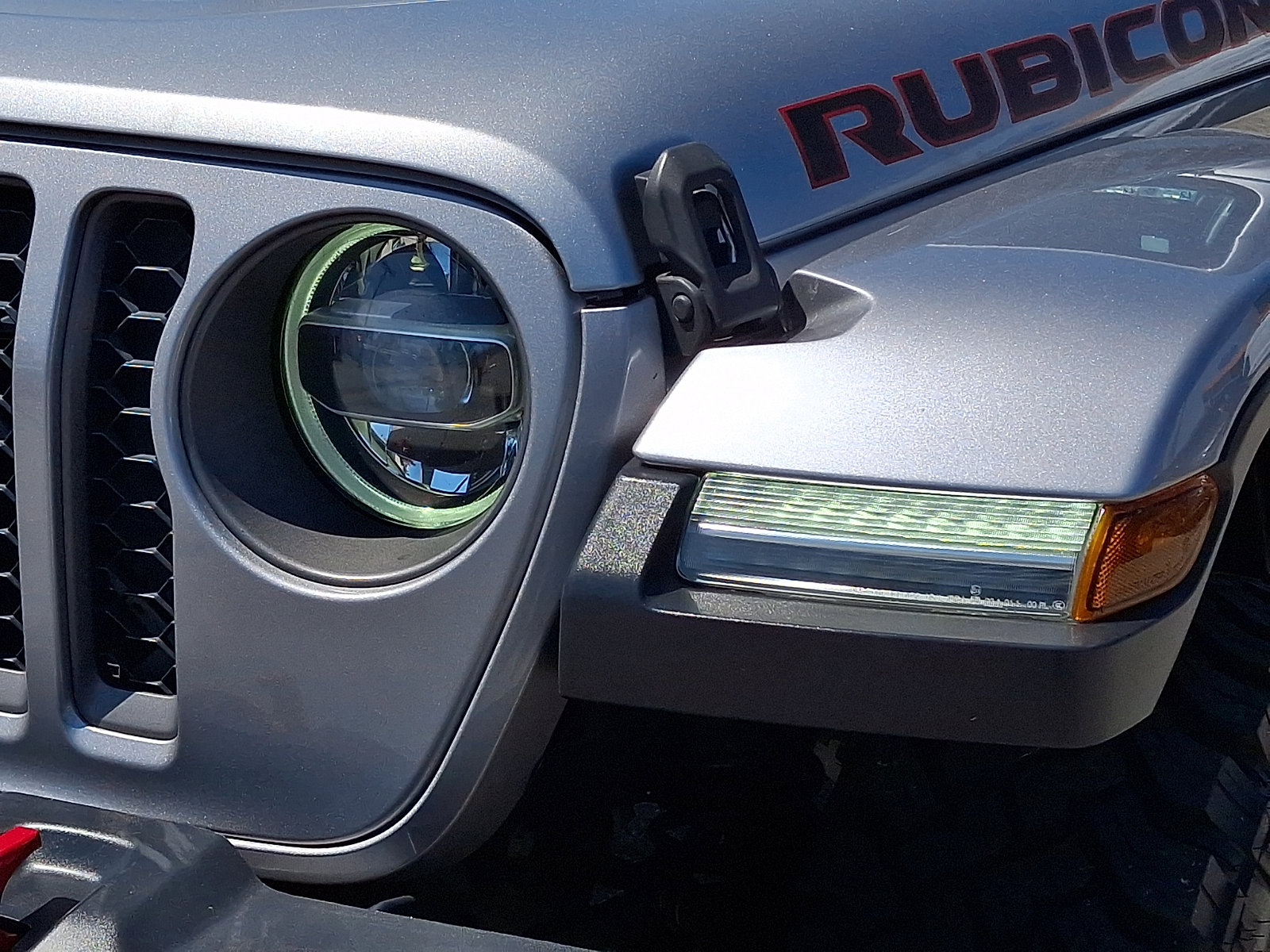 Used 2020 Jeep Gladiator Rubicon AWD/4WD image 12