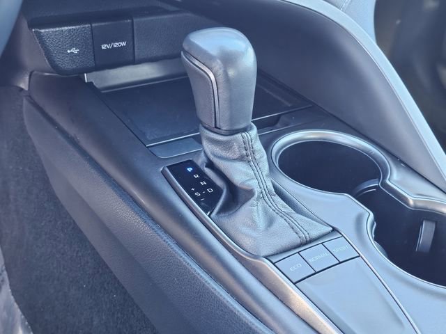 Used 2024 Toyota Camry SE image 20