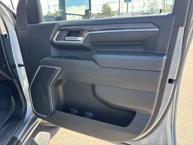 Used 2024 GMC Sierra 3500 SLE w/ SLE Value Package AWD/4WD image 14