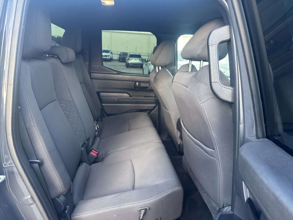 Used 2025 Toyota Tacoma SR5 AWD/4WD image 26
