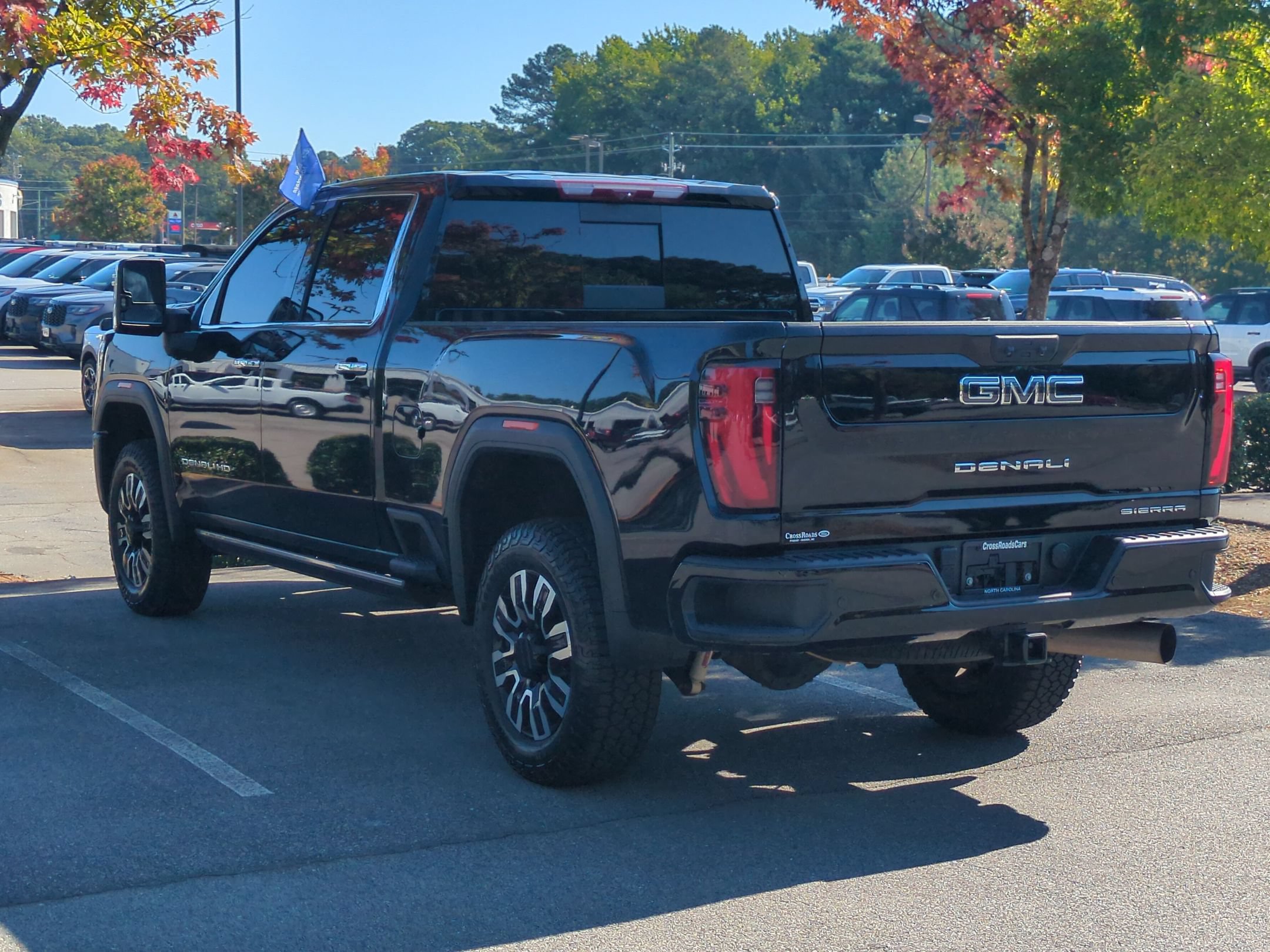 Used 2024 GMC Sierra 2500 Denali Ultimate AWD/4WD image 5