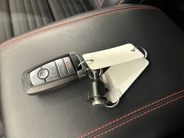 Certified 2025 Ford Explorer ST-Line image 18