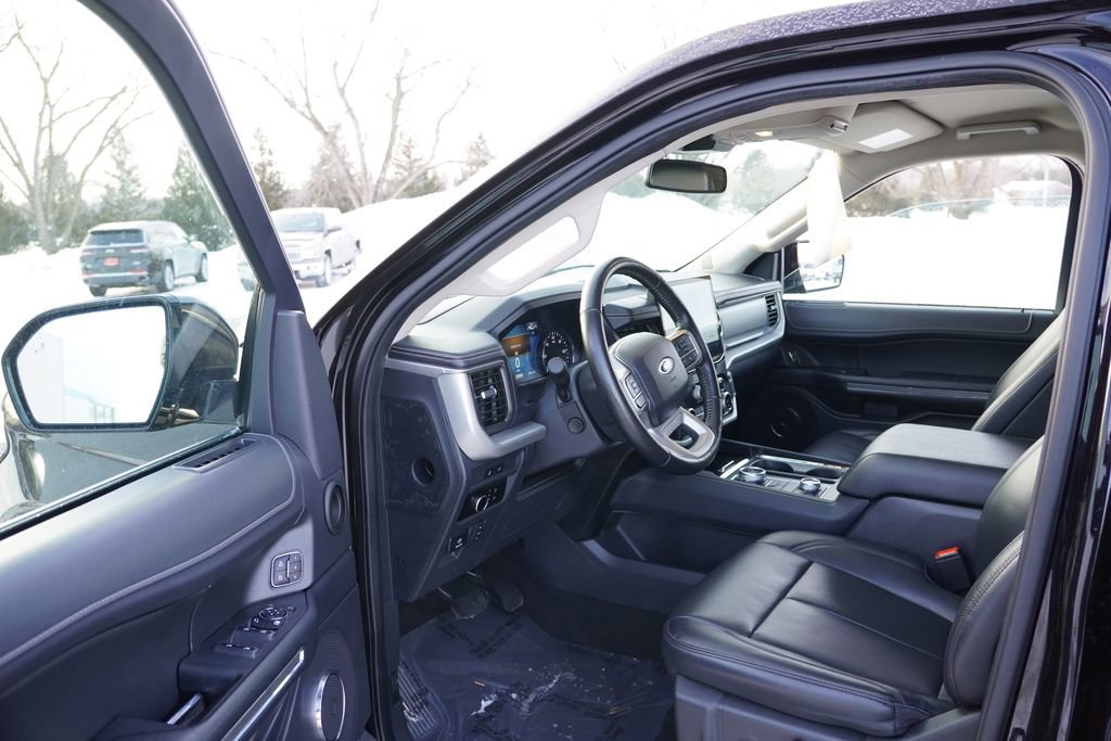 Certified 2024 Ford Expedition Max XLT image 15