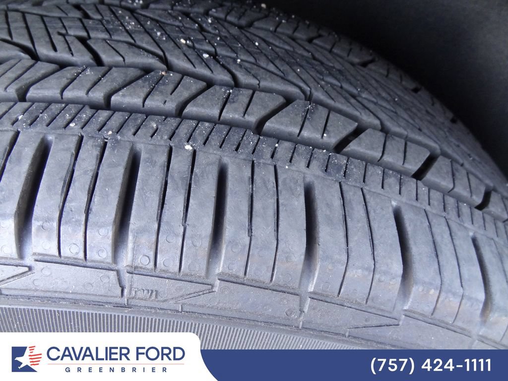 Used 2023 Chevrolet Traverse RS AWD/4WD image 16