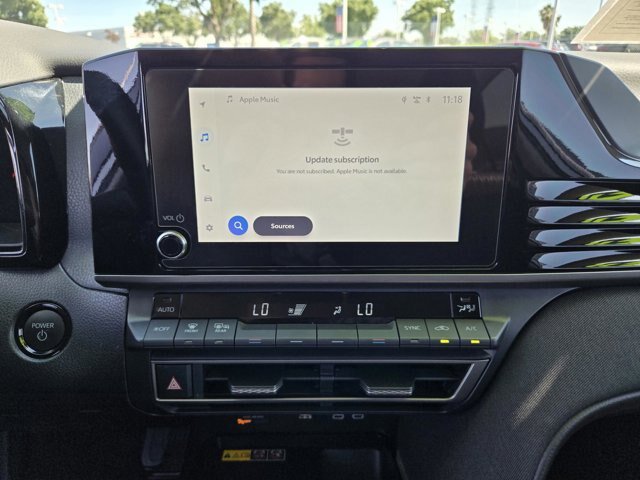 Used 2025 Toyota Camry LE FWD image 16