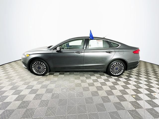 Certified 2017 Ford Fusion SE w/ Equipment Group 202A image 7