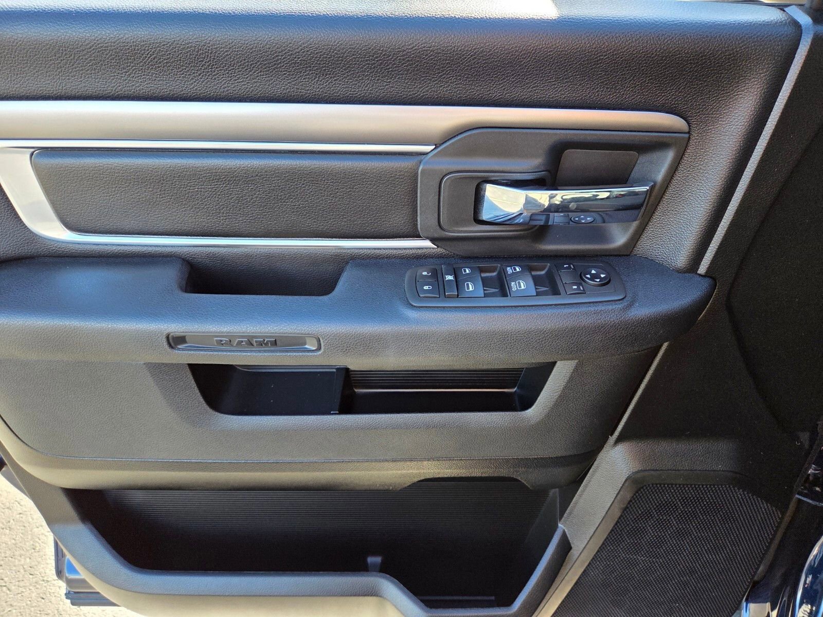 Used 2022 RAM 1500 Classic Warlock w/ Electronics Group image 17