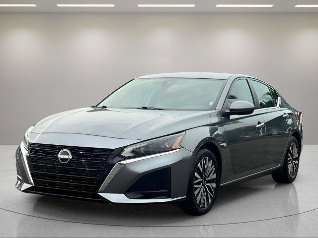 Used 2023 Nissan Altima 2.5 SV FWD image 3