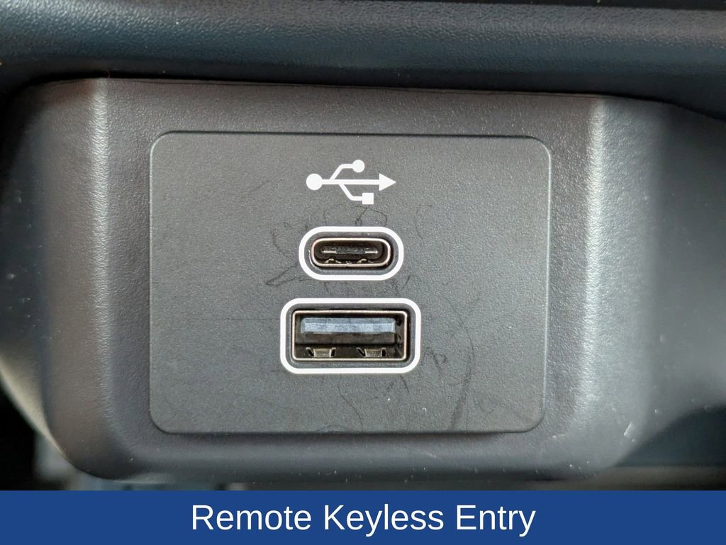 Certified 2025 Ford Maverick XL FWD image 22