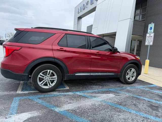 Certified 2023 Ford Explorer XLT w/ Equipment Group 202A image 9