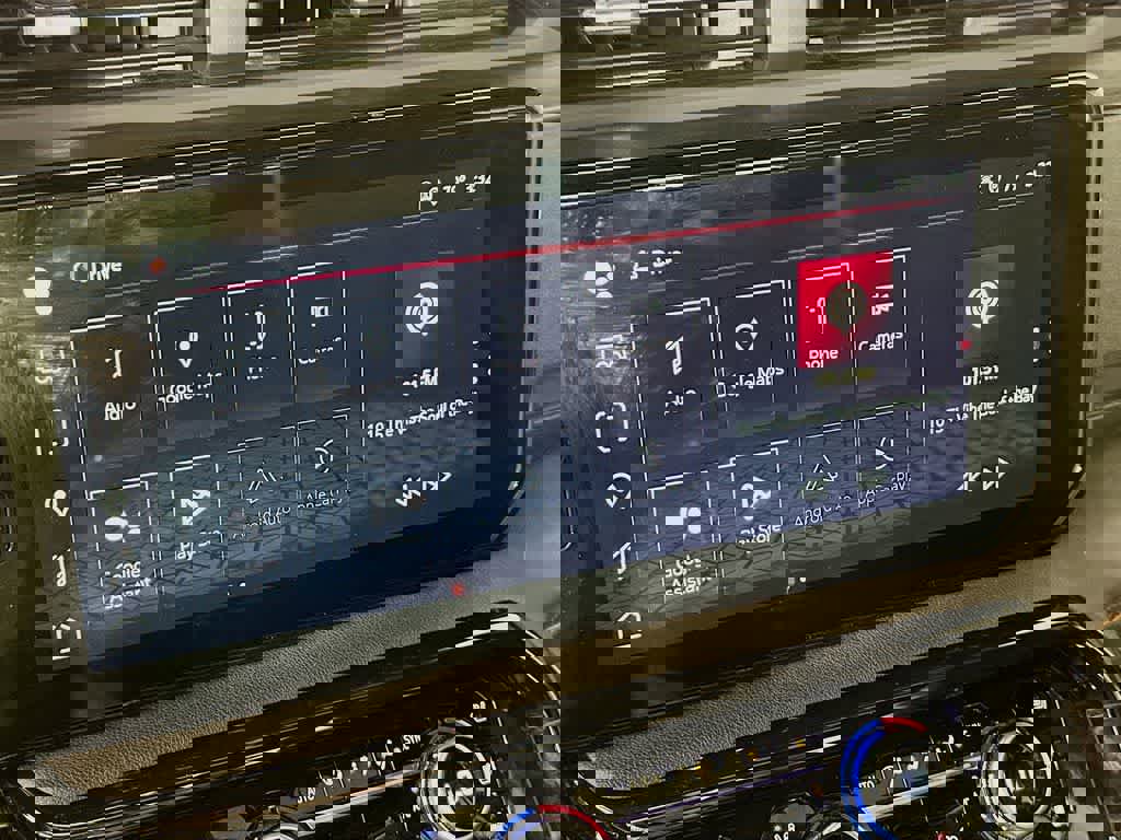 Used 2025 GMC Sierra 1500 AT4 w/ Technology Package image 20