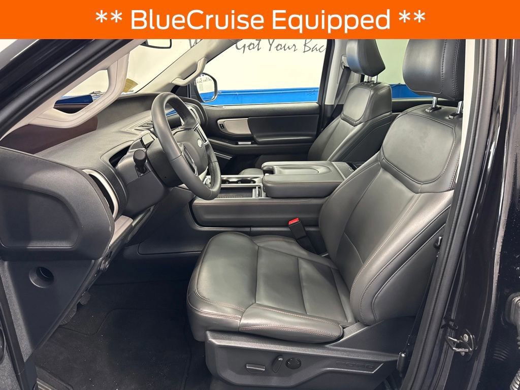 Certified 2025 Ford Expedition Active image 9