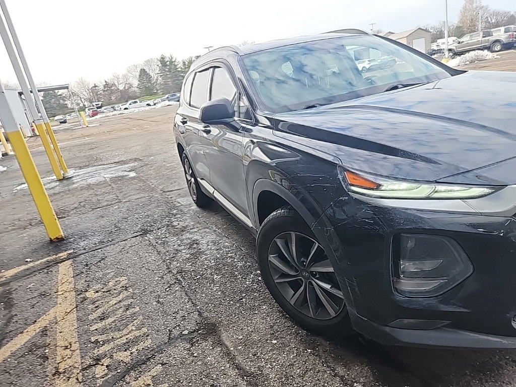 Used 2020 Hyundai Santa Fe SEL w/ Convenience Package image 2