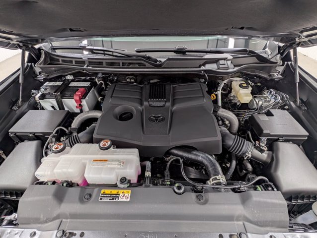 Used 2026 Toyota Tundra Platinum AWD/4WD image 31