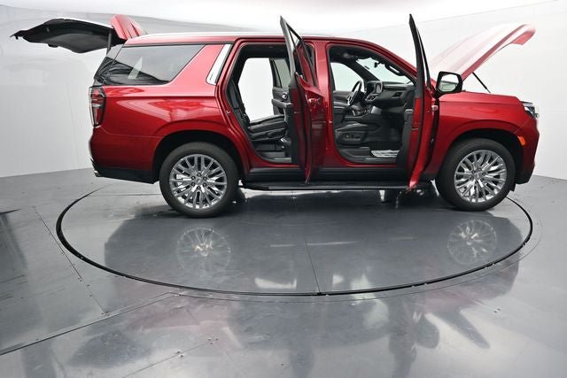 Used 2024 Chevrolet Tahoe Premier AWD/4WD image 45