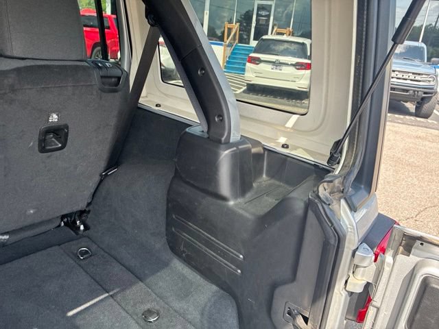 Used 2024 Jeep Wrangler Unlimited Rubicon AWD/4WD image 70